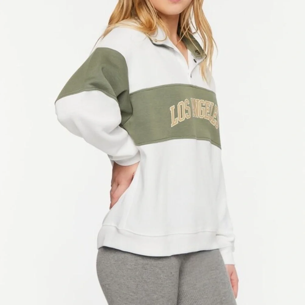 Forever 21 Los Angeles Graphic Rugby Pullover in Green/White | size Medium